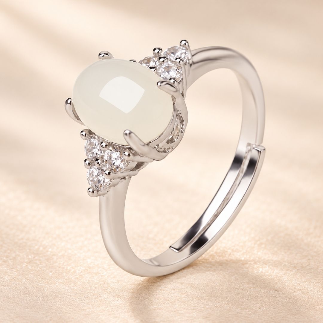 Elaris Moonstone Ring with oval moonstone and adjustable 925 silver band
